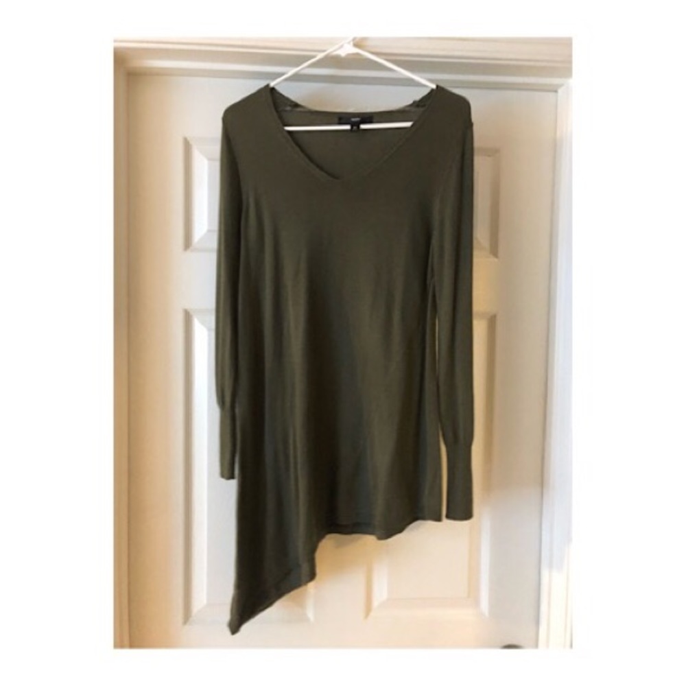 EUC Olive Green Mossimo tunic sweater. Worn once